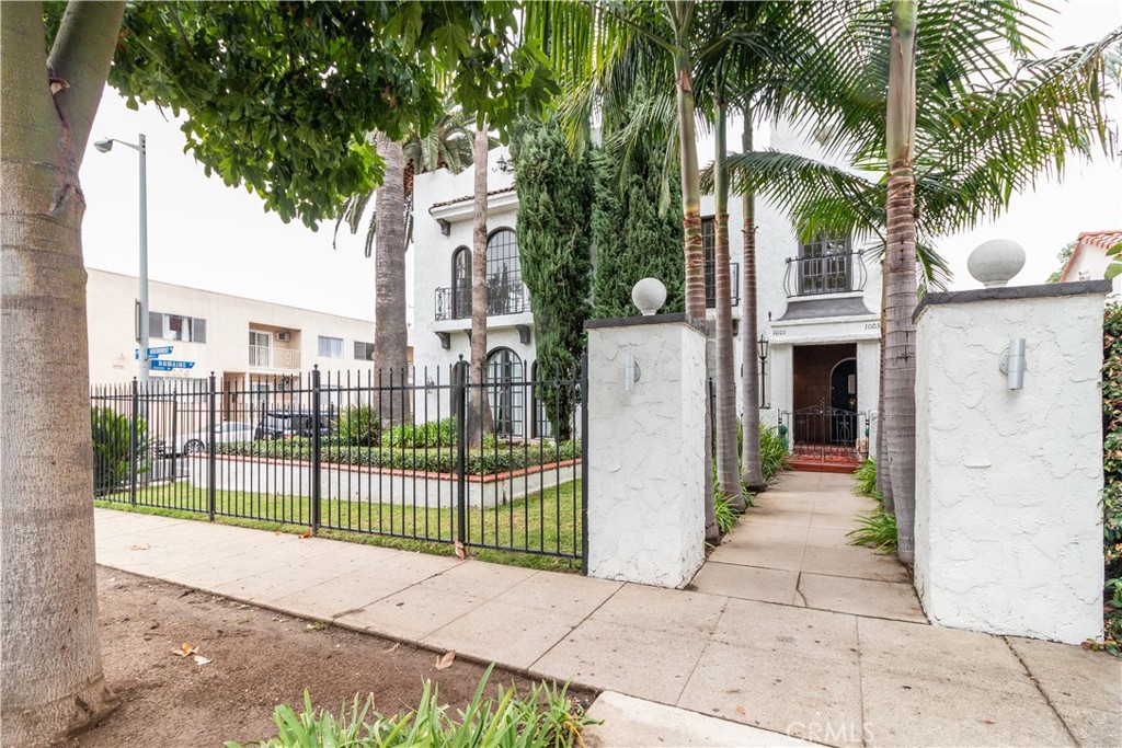 1003 Havenhurst Drive