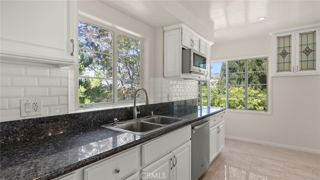 10314 Cresta Drive