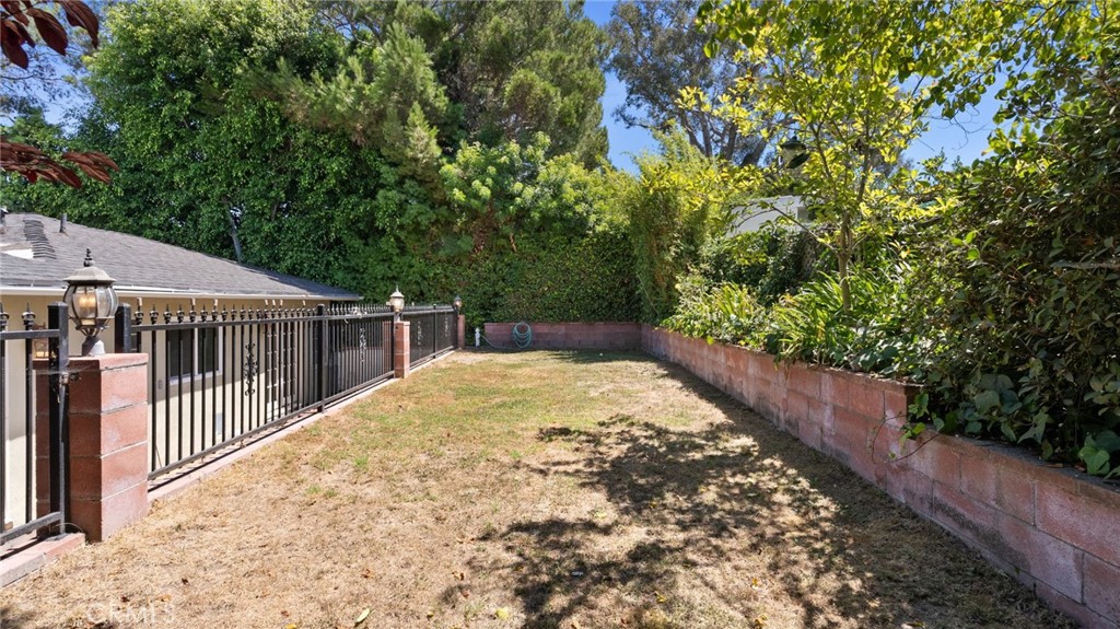 10314 Cresta Drive