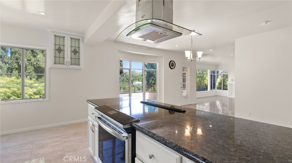 10314 Cresta Drive