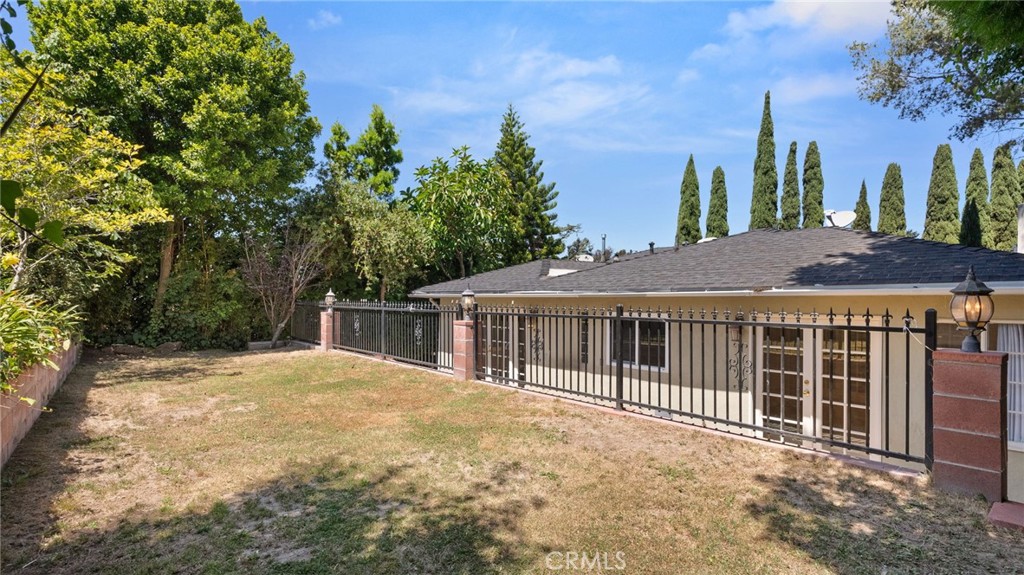 10314 Cresta Drive