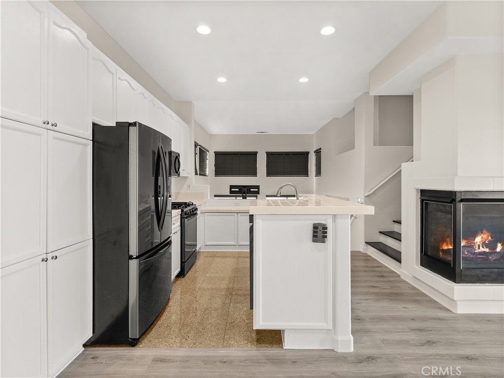 213 Montana Del Lago Drive