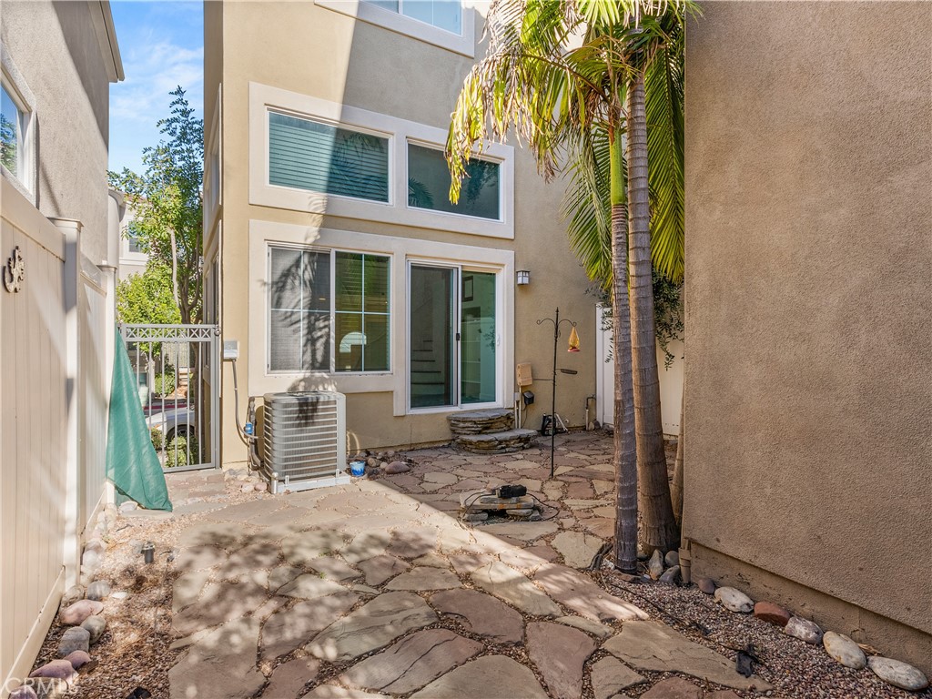 213 Montana Del Lago Drive