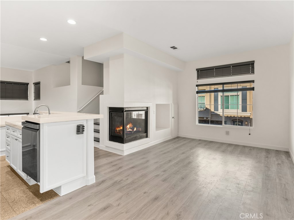 213 Montana Del Lago Drive