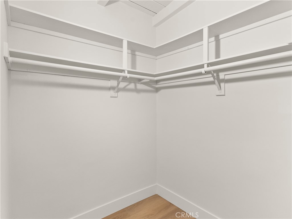 619 N Lucia Avenue N 2