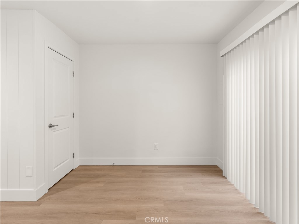 619 N Lucia Avenue N 2