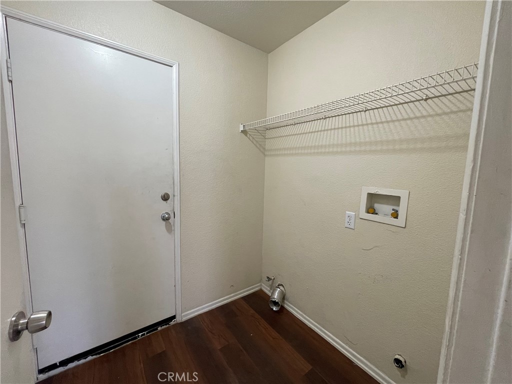 1545 E Avenue J5
