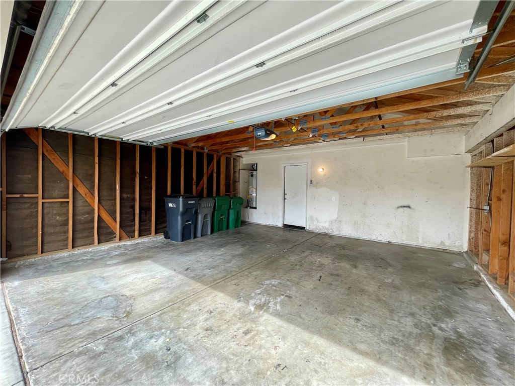 1545 E Avenue J5