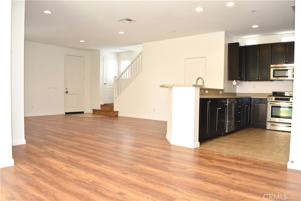 11159 FLORENCE Lane