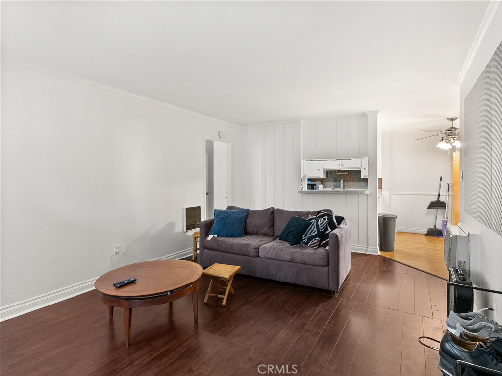 1030 W Macarthur 93