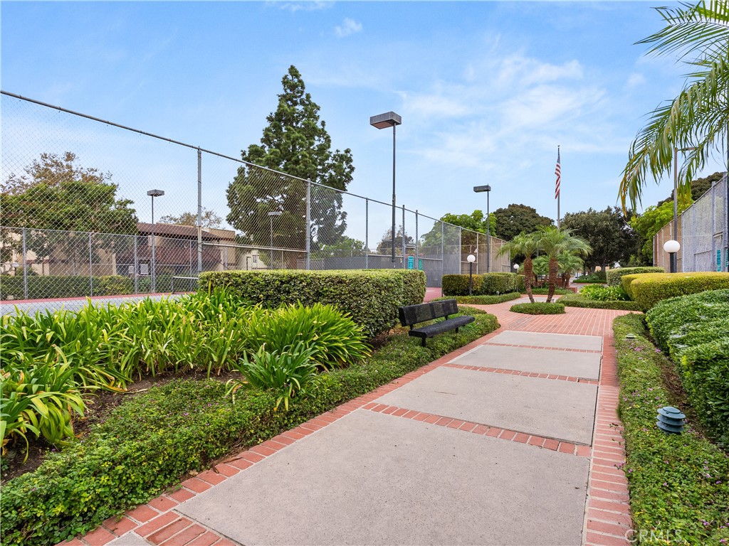 1030 W Macarthur 93