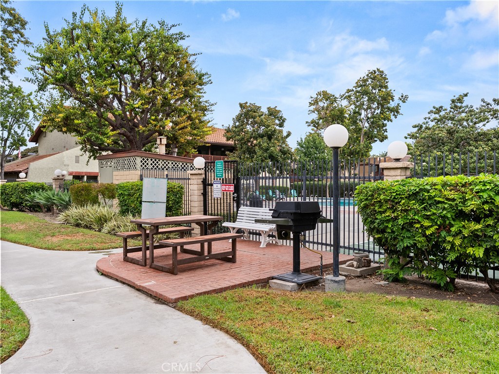 1030 W Macarthur 93