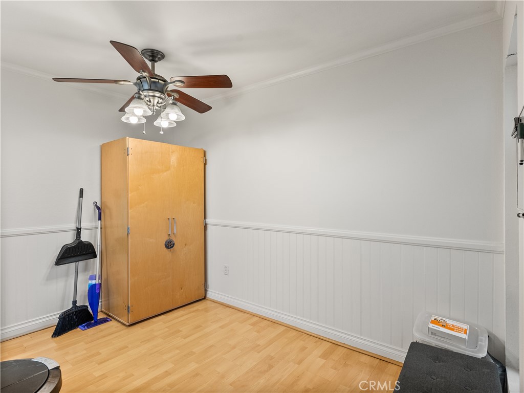 1030 W Macarthur 93