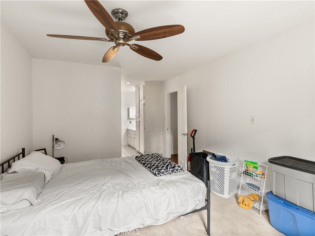 1030 W Macarthur 93
