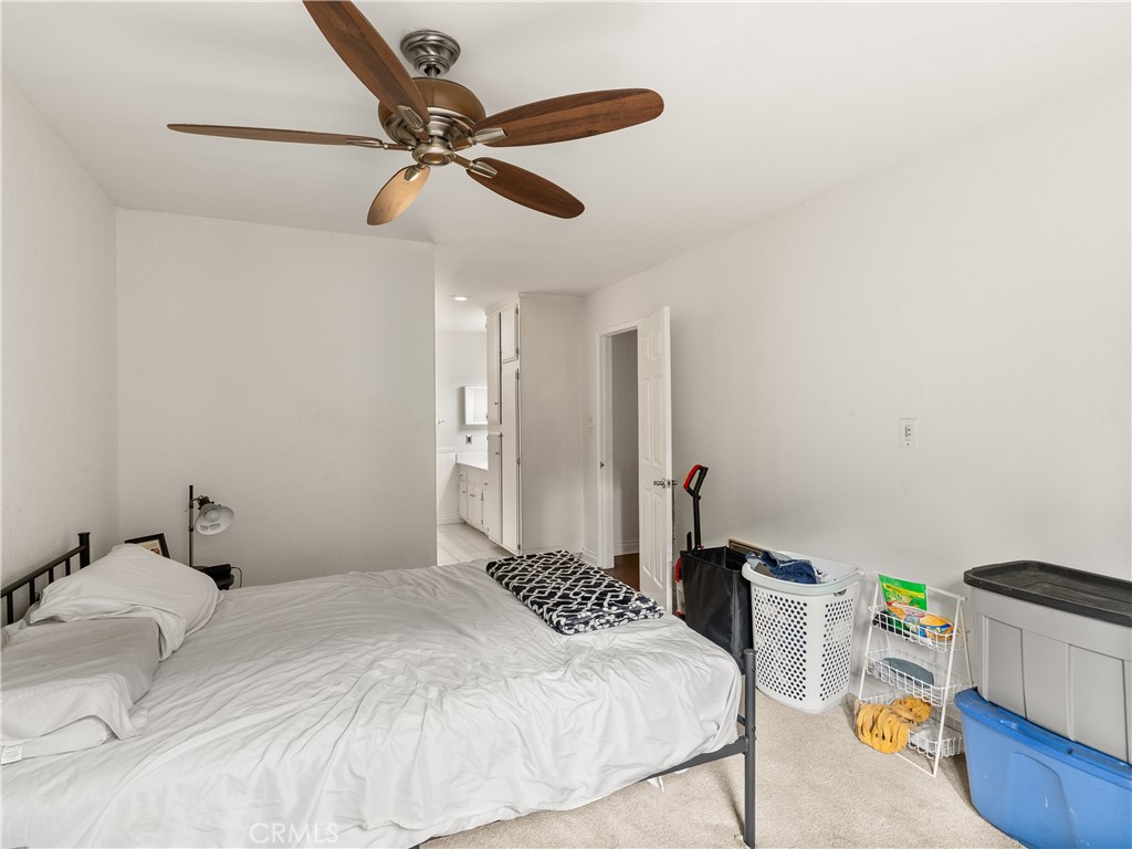 1030 W Macarthur 93
