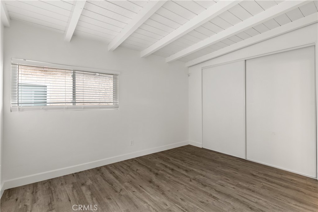 619 N Lucia Avenue N 1