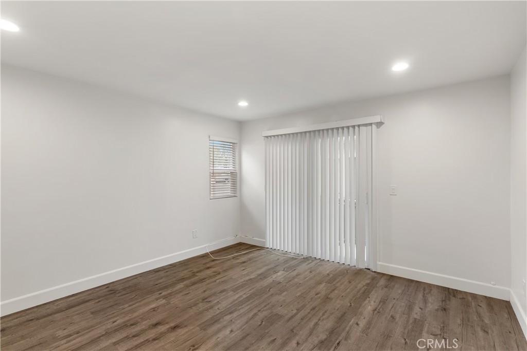 619 N Lucia Avenue N 1