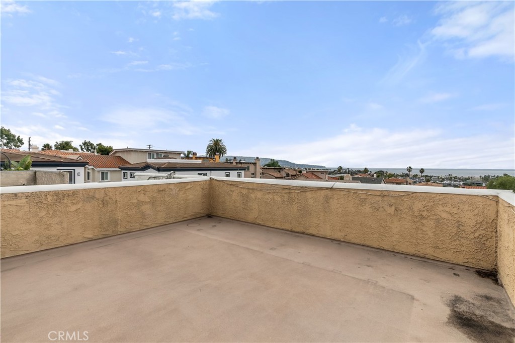 619 N Lucia Avenue N 1