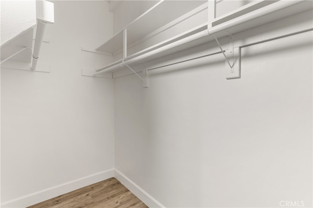 619 N Lucia Avenue N 1