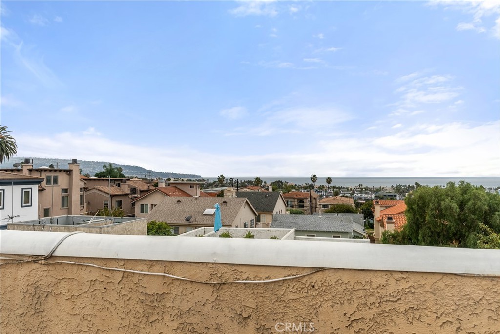 619 N Lucia Avenue N 1