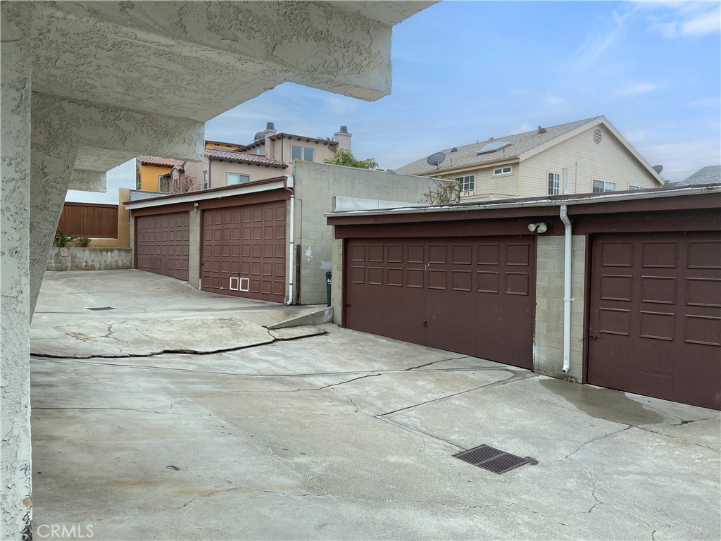 619 N Lucia Avenue N 1