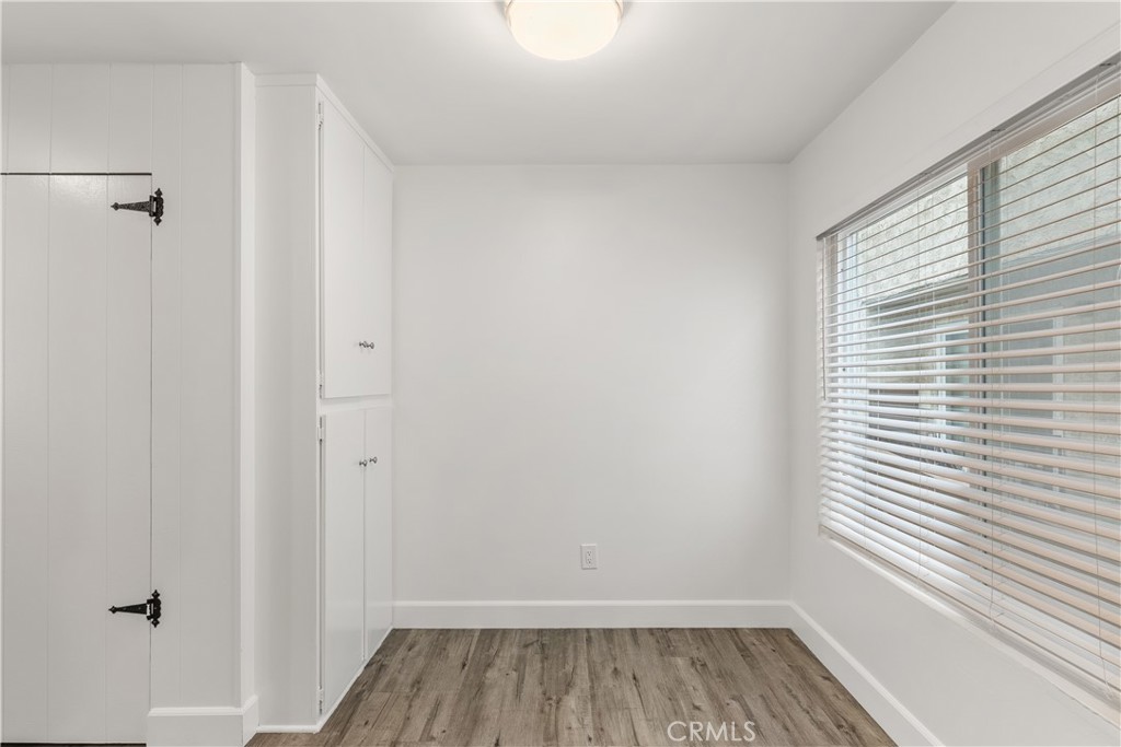 619 N Lucia Avenue N 1