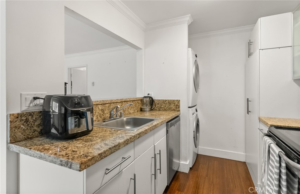 2884 Sawtelle Boulevard 101