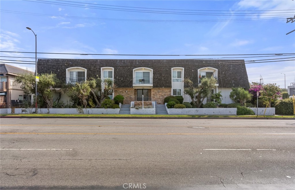 2884 Sawtelle Boulevard 101