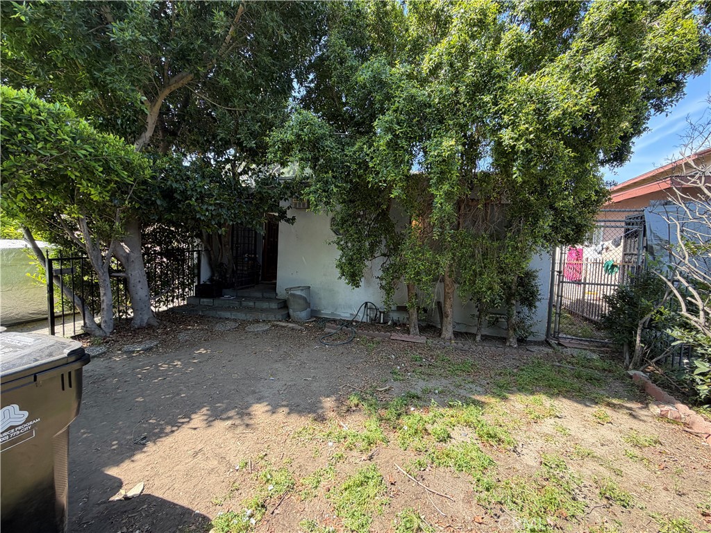 6257 Colfax