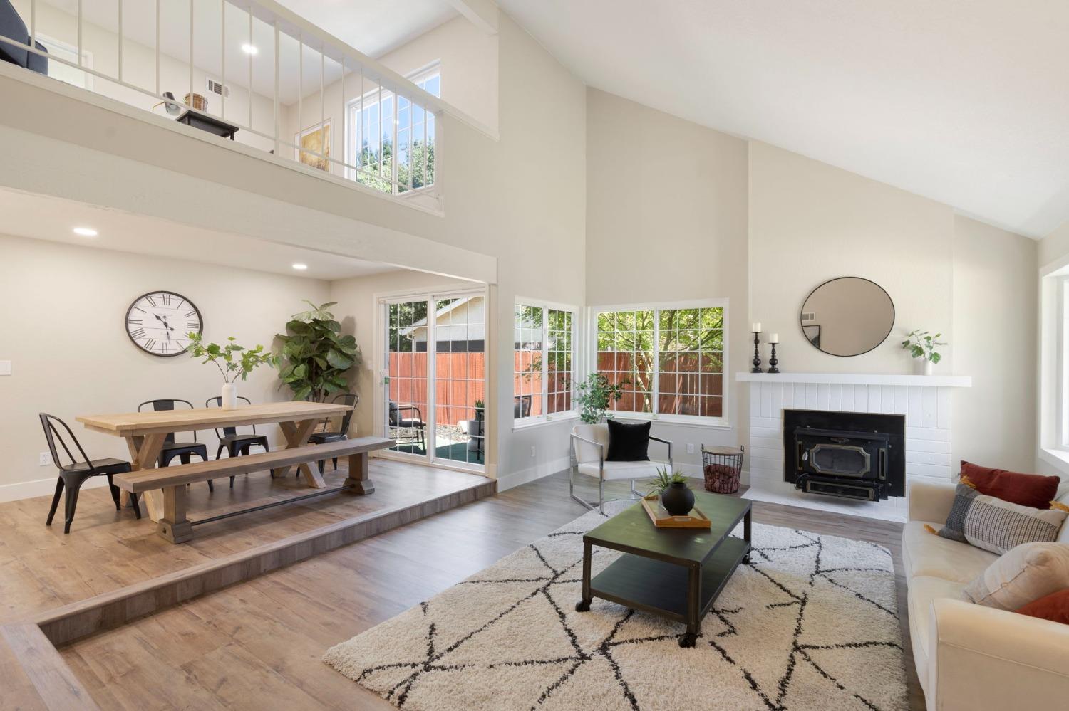 8025 Stone Canyon Circle