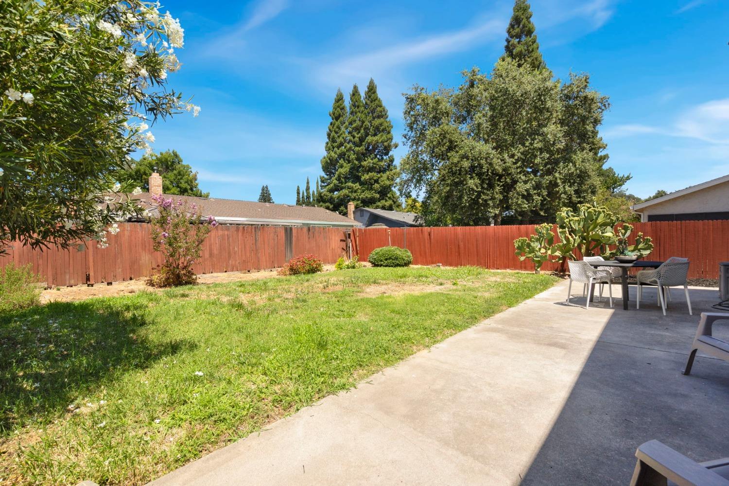 8025 Stone Canyon Circle