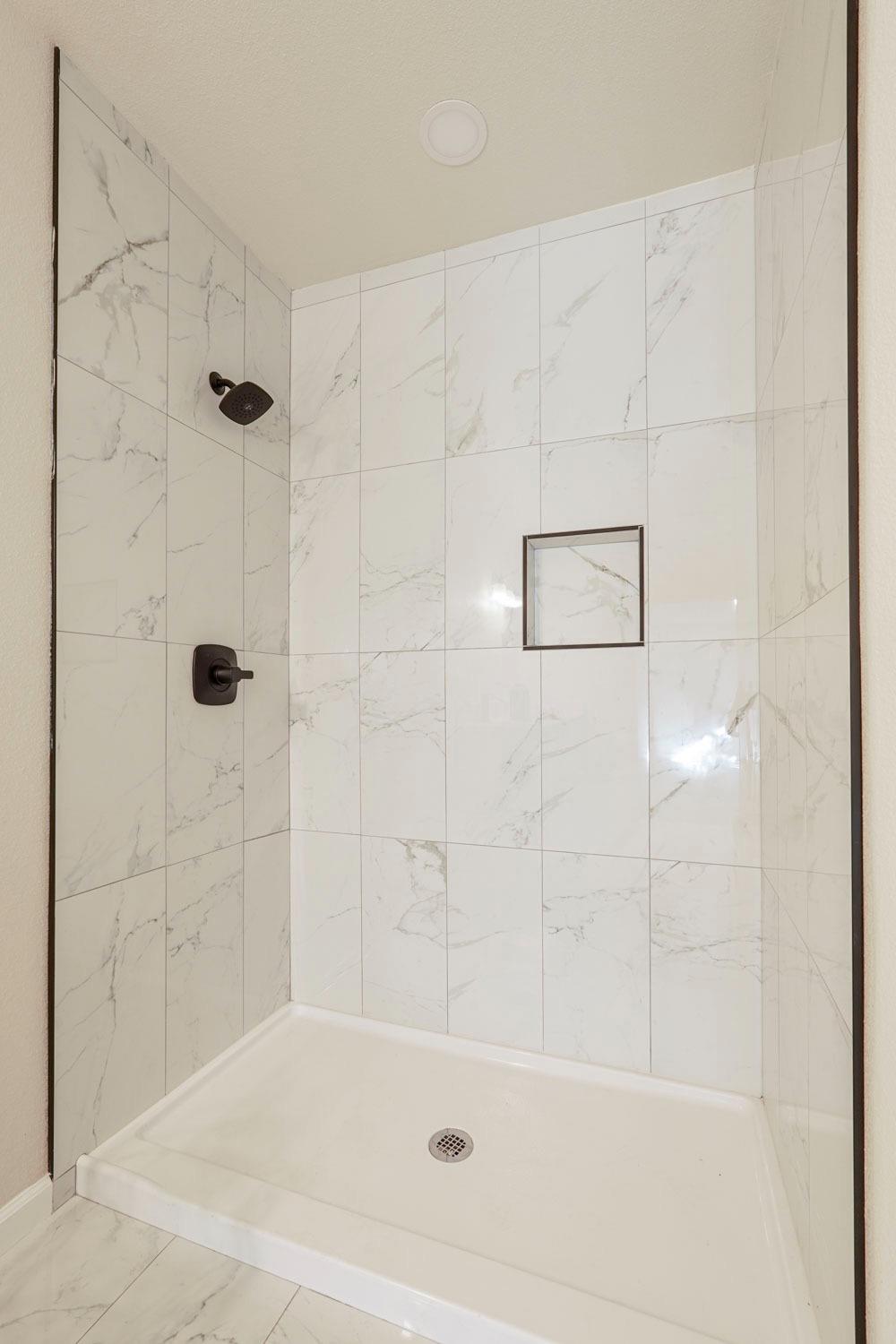 2703 E Poplar Street