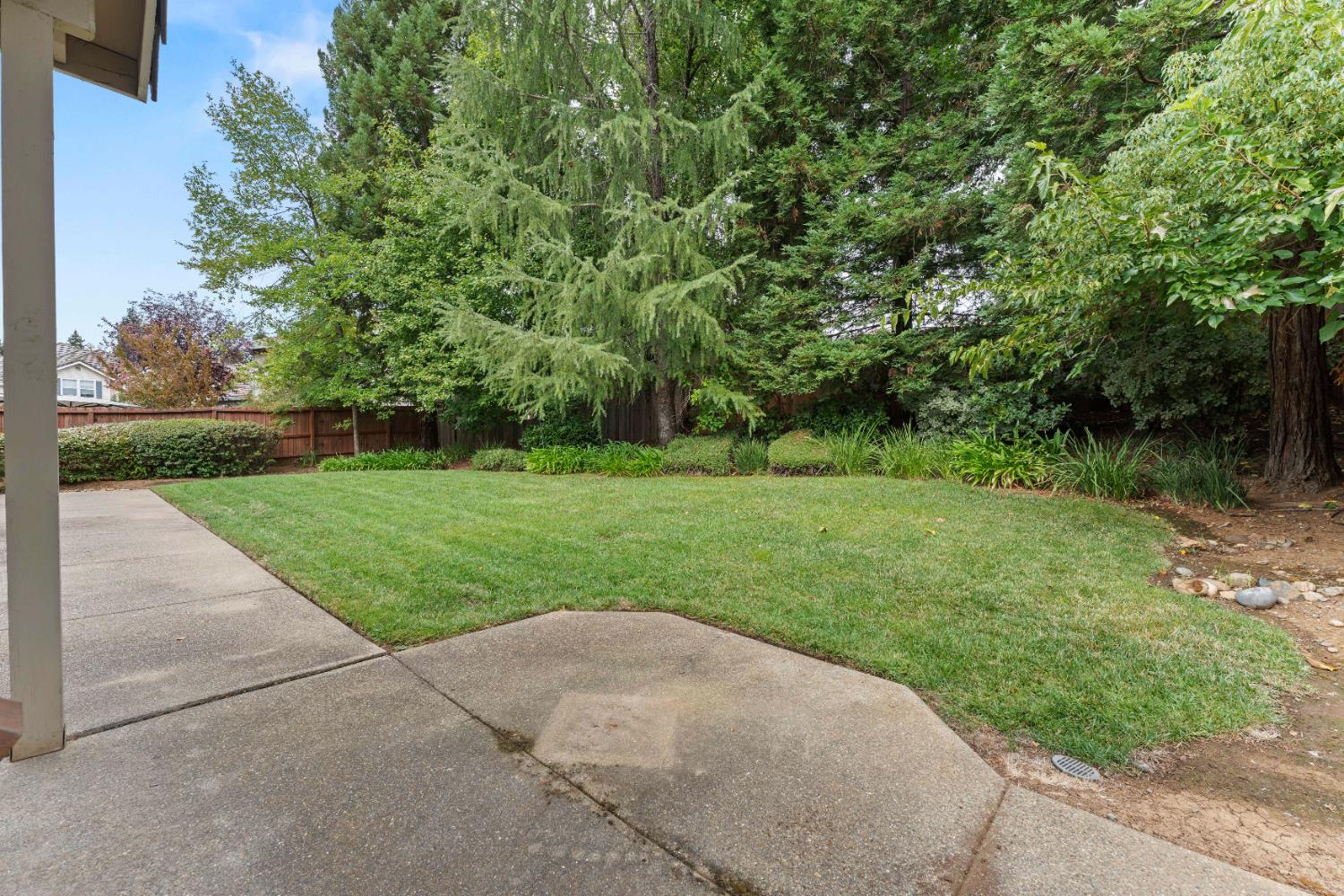 9614 Swan Lake Drive