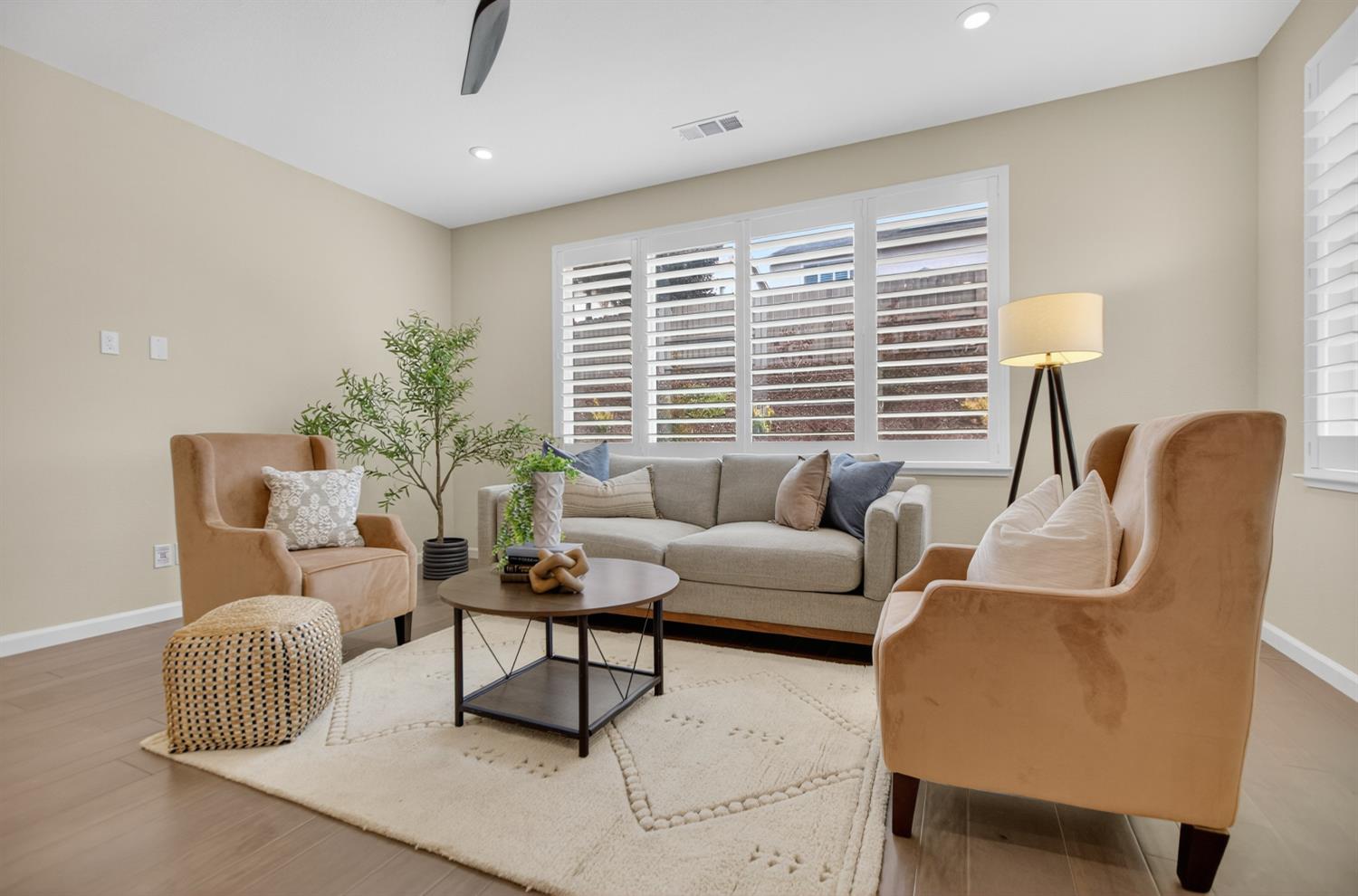 807 Lazy Creek Drive