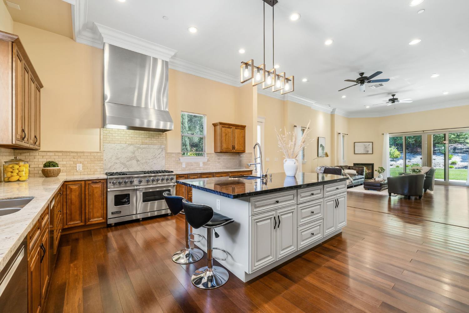 5521 Monte Claire Lane