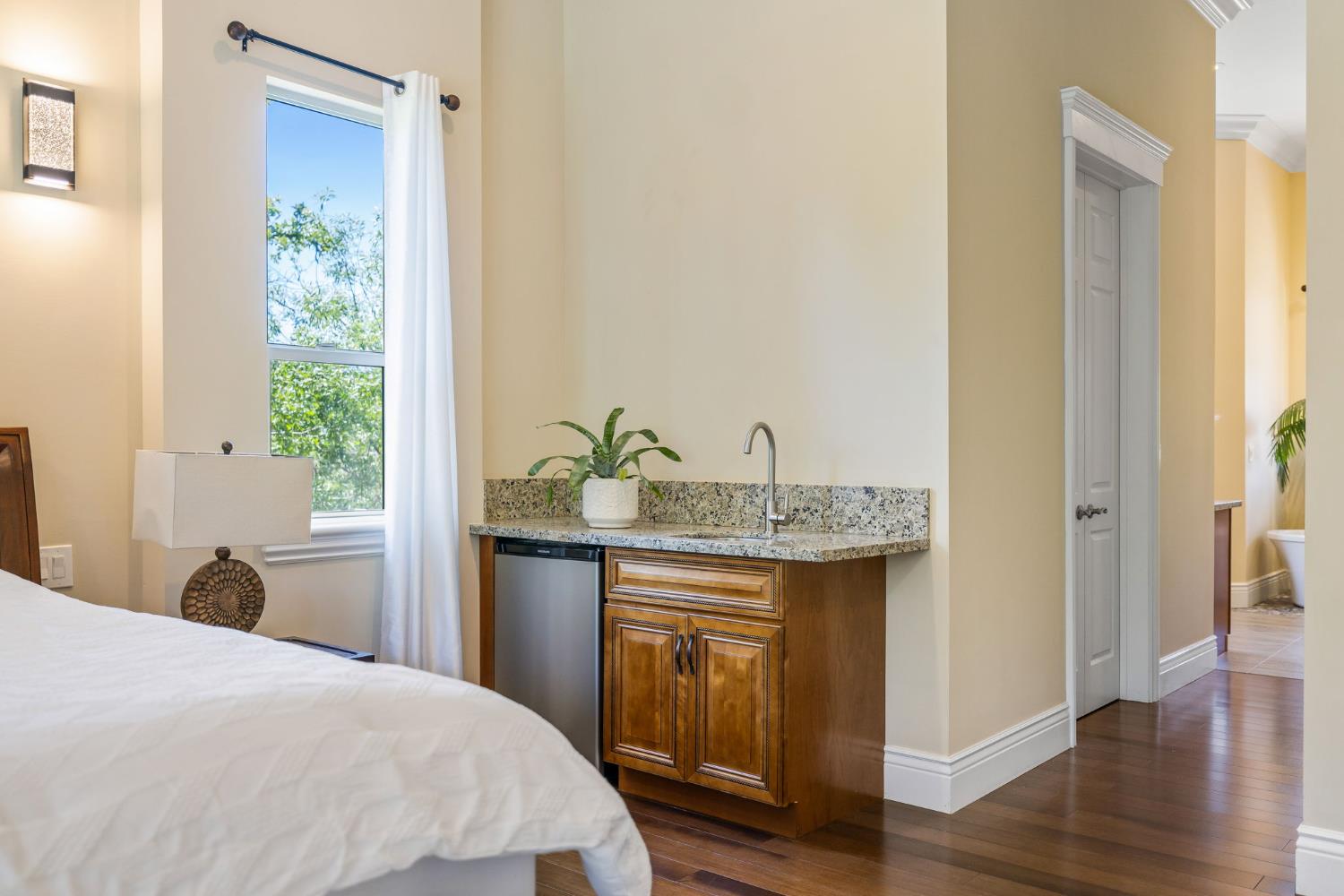 5521 Monte Claire Lane