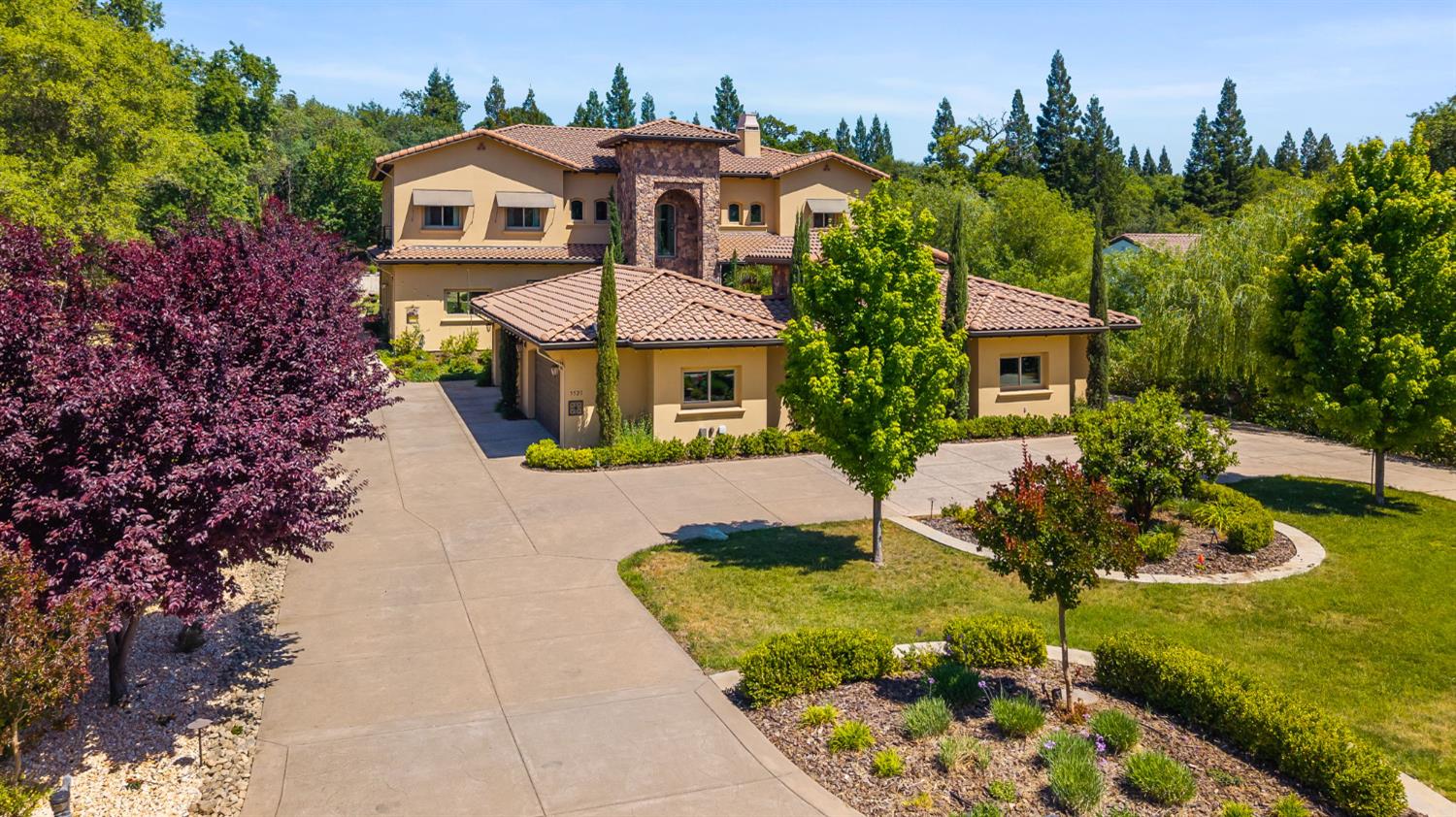 5521 Monte Claire Lane