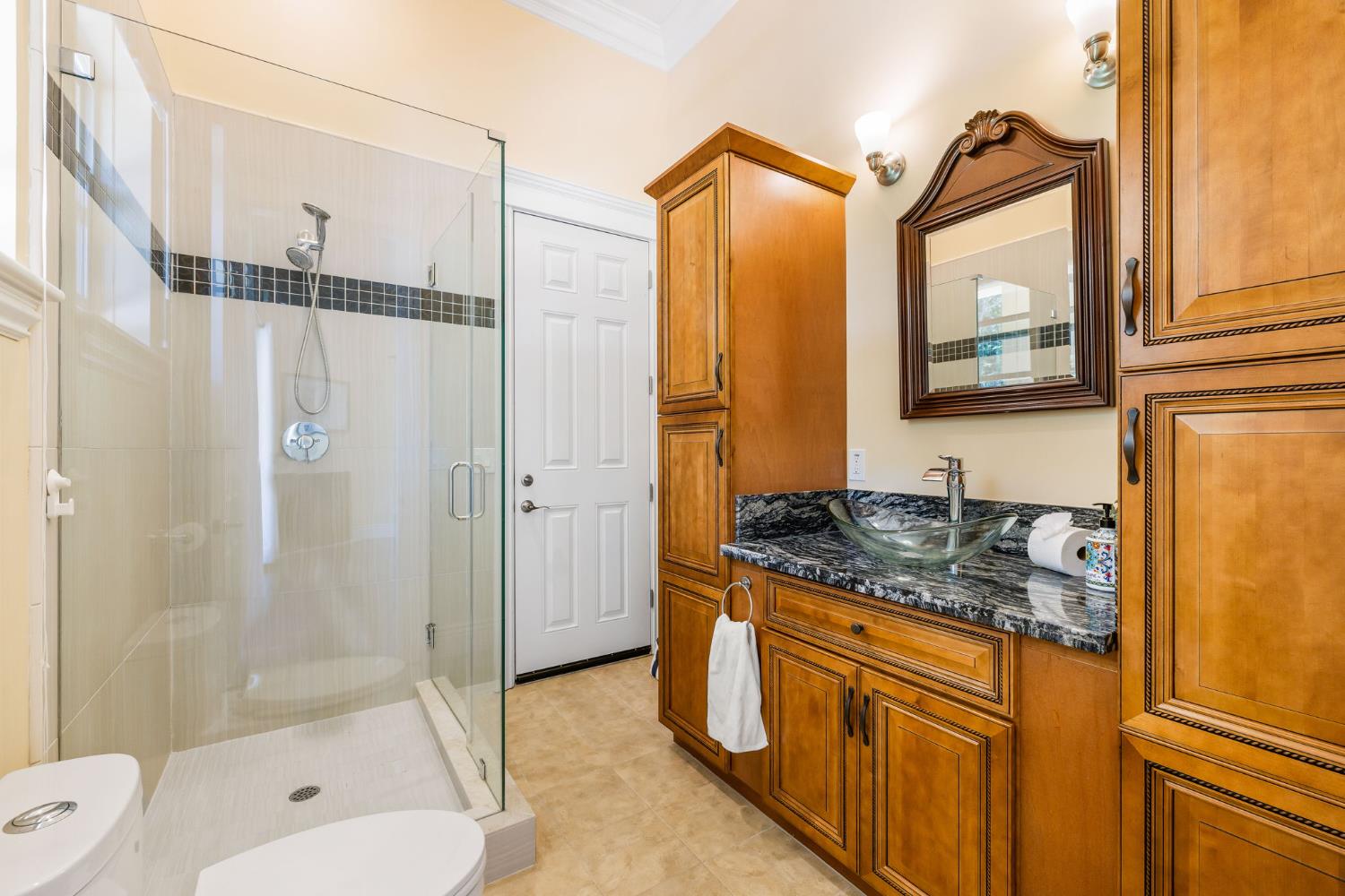 5521 Monte Claire Lane