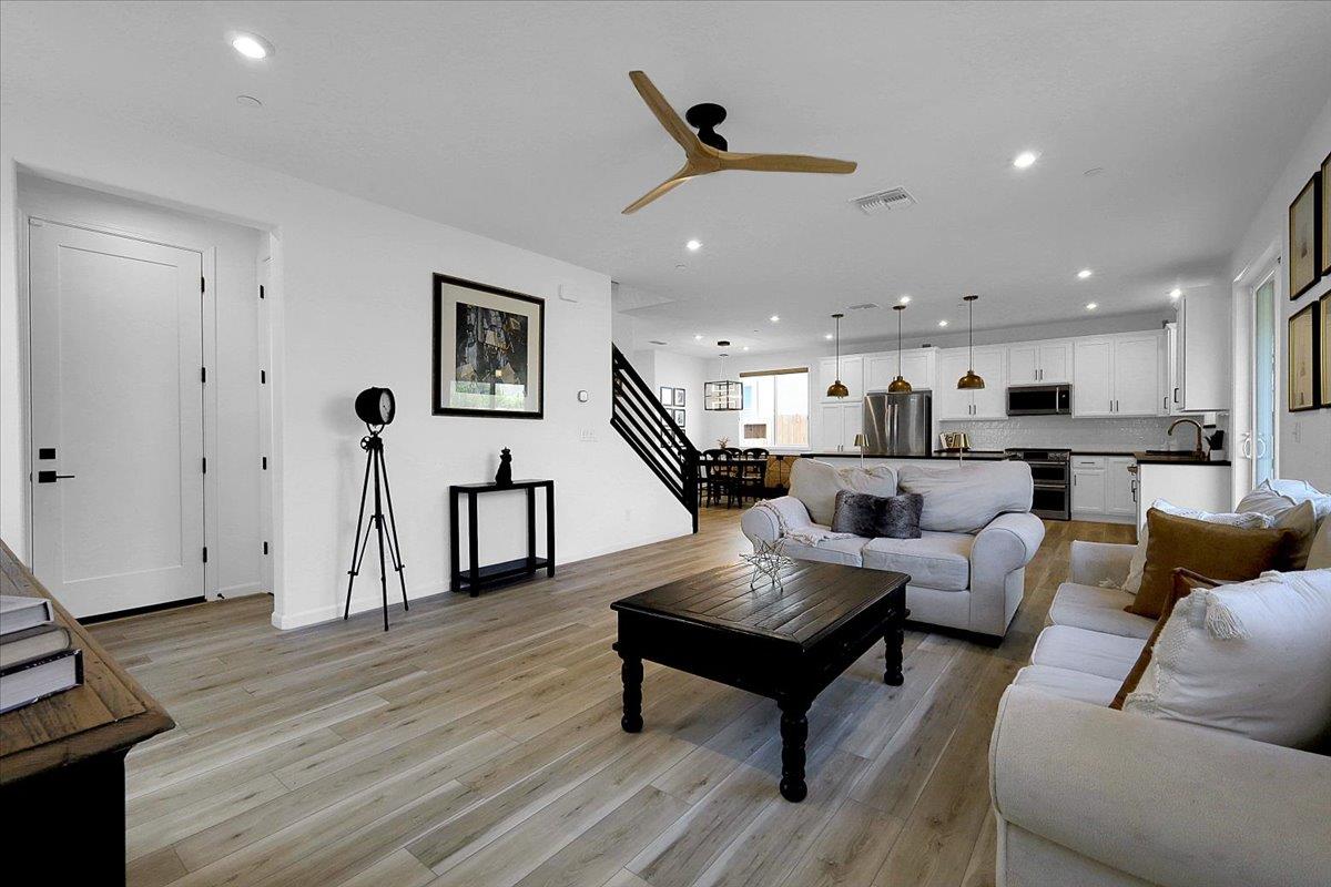 11962 Granzella Way