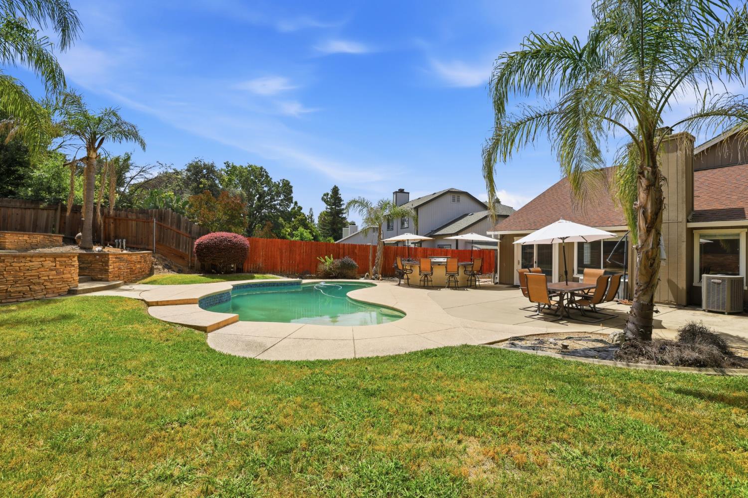 6720 Goldenwood Circle