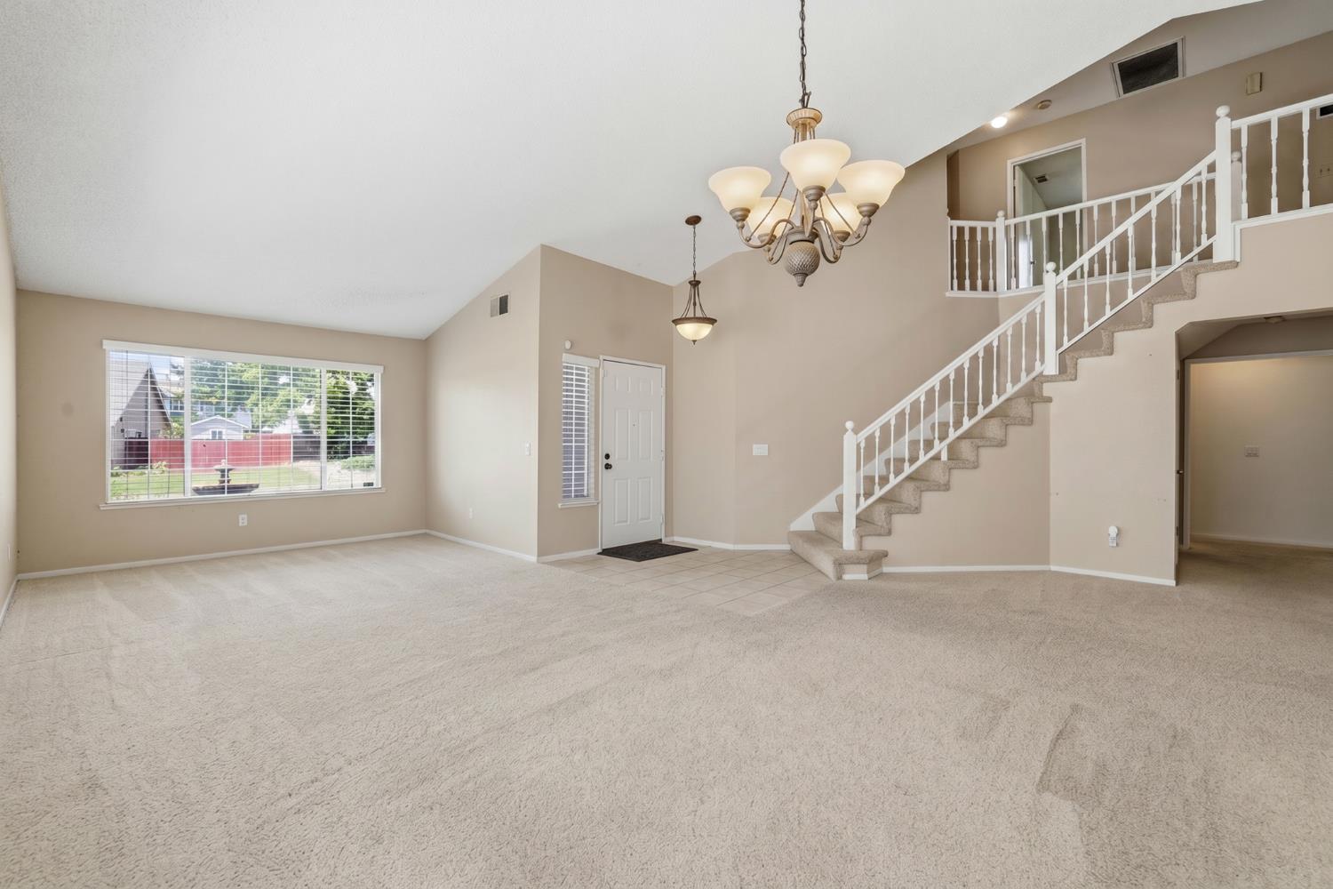 6720 Goldenwood Circle