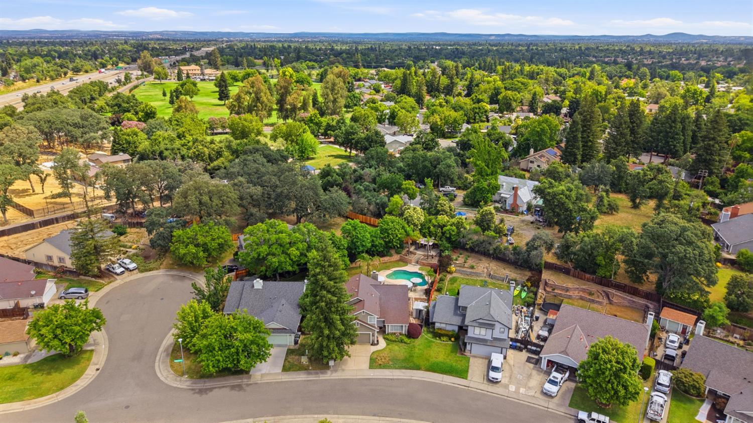 6720 Goldenwood Circle