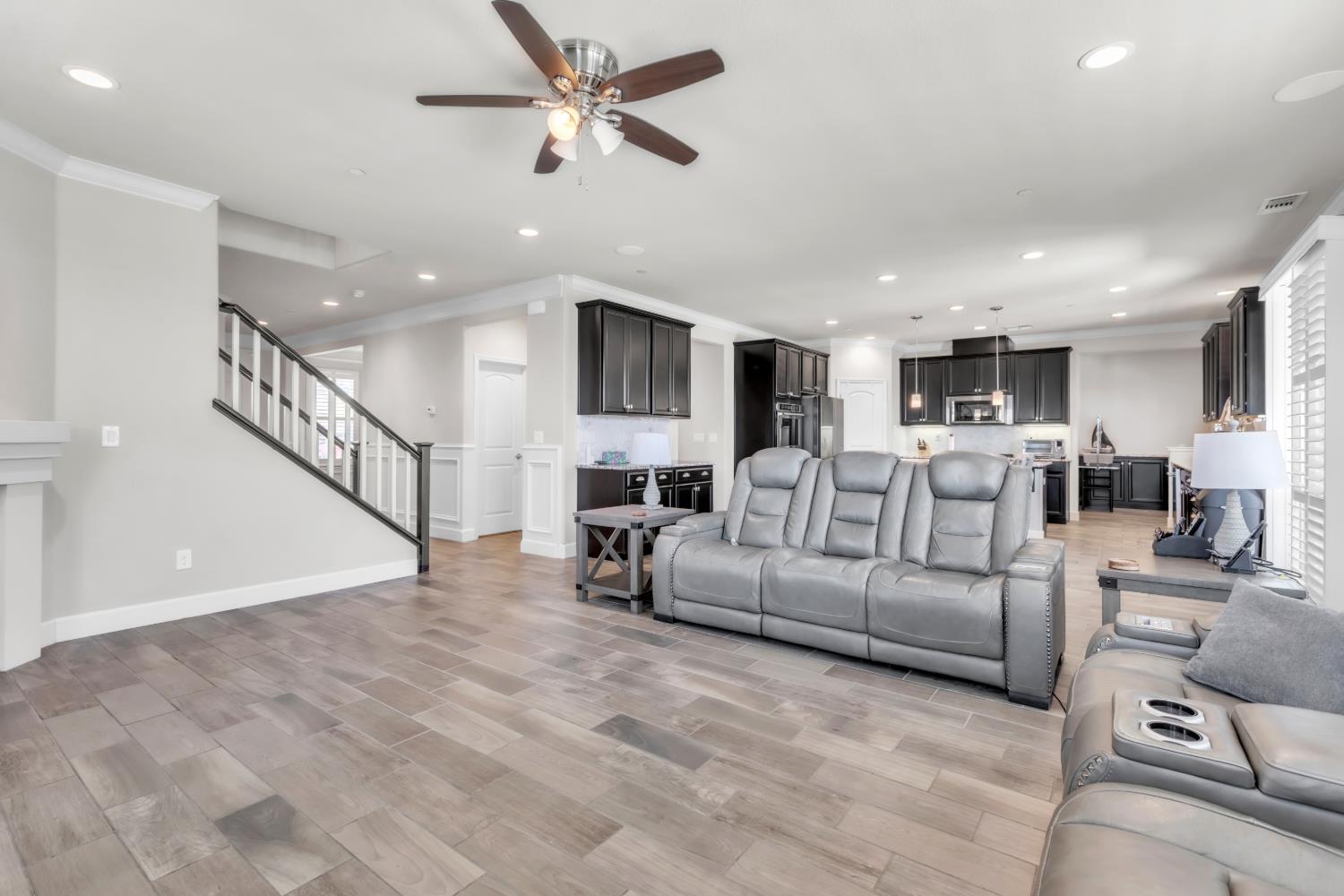 6368 Garland Way