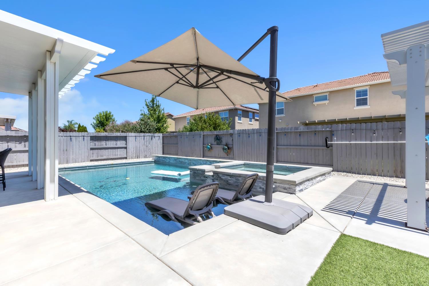 6368 Garland Way