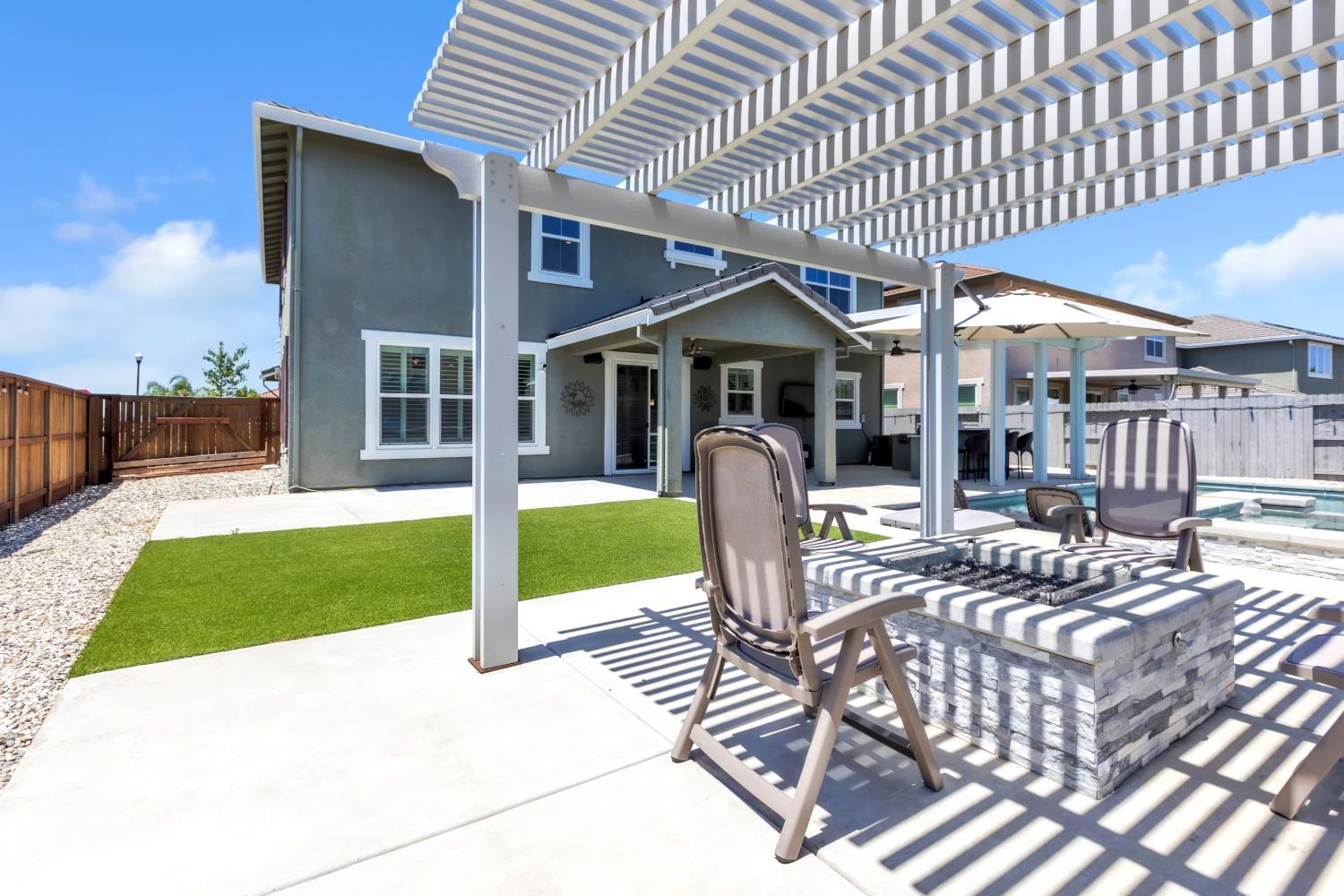 6368 Garland Way
