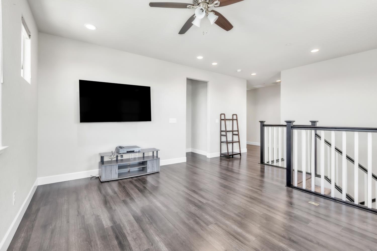 6368 Garland Way