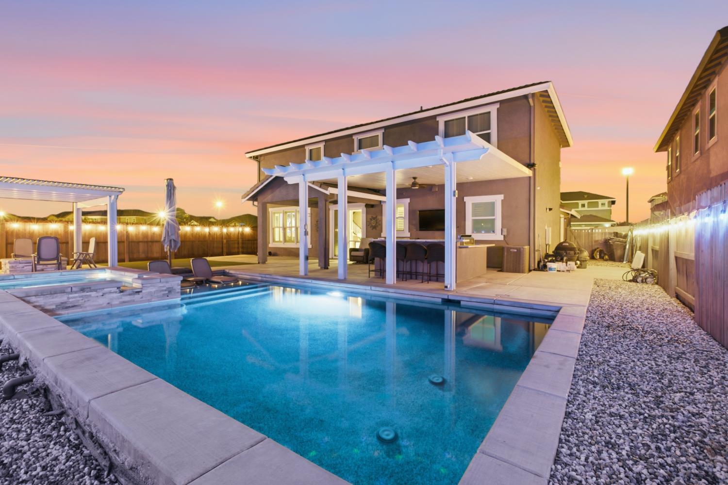 6368 Garland Way