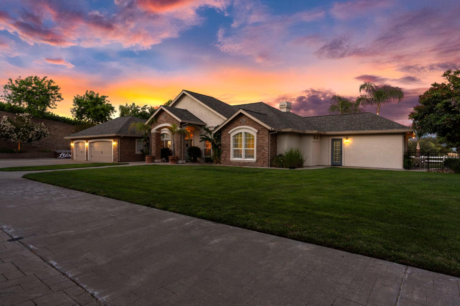 10621 Gibbs Drive