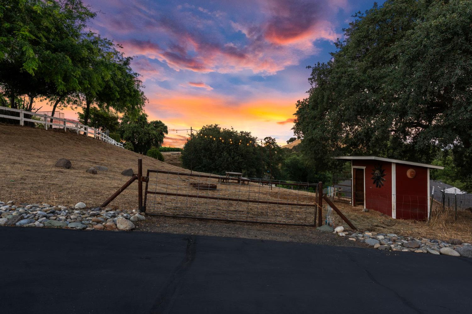 10621 Gibbs Drive