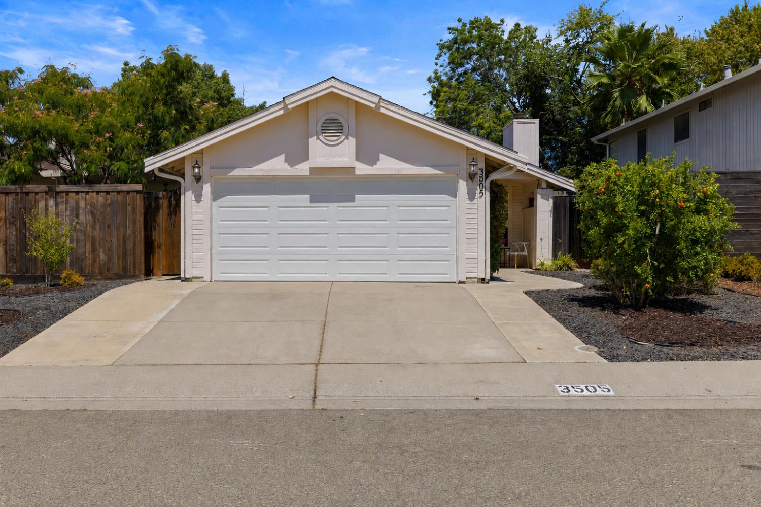 3505 Pinehill Way